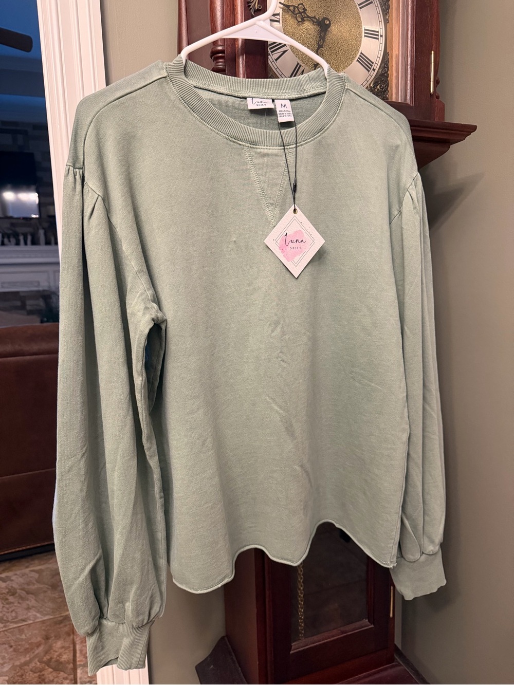 Women's Long Puff Sleeve Crewneck in Sage Green
